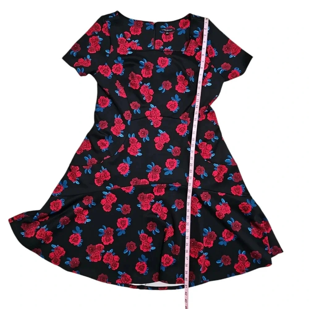 Lane Bryant Black Red Rose Floral Fit and Flare Dress Square Neck Size 18 NWOT - Picture 7 of 7